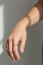 Anillo Estrellas Caladas Baño de Oro